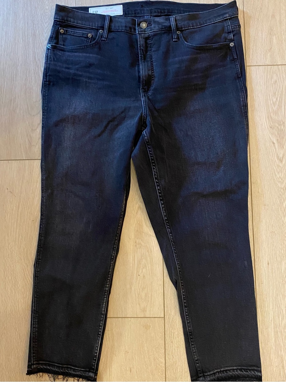 GAP Vintage Slim High-Rise in Black size 34/16